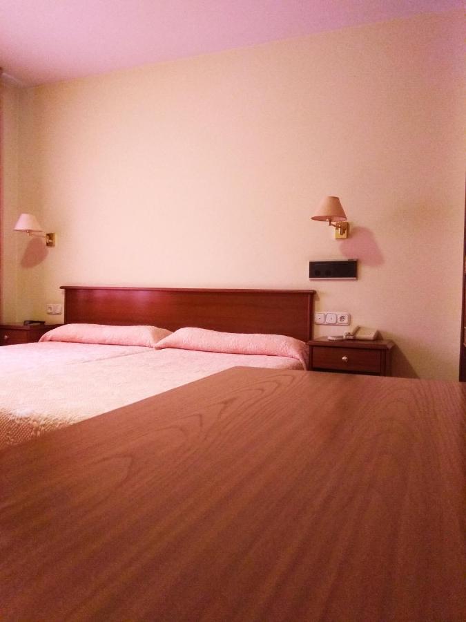 Hotel Capital De Galicia Santiago de Compostela Bagian luar foto