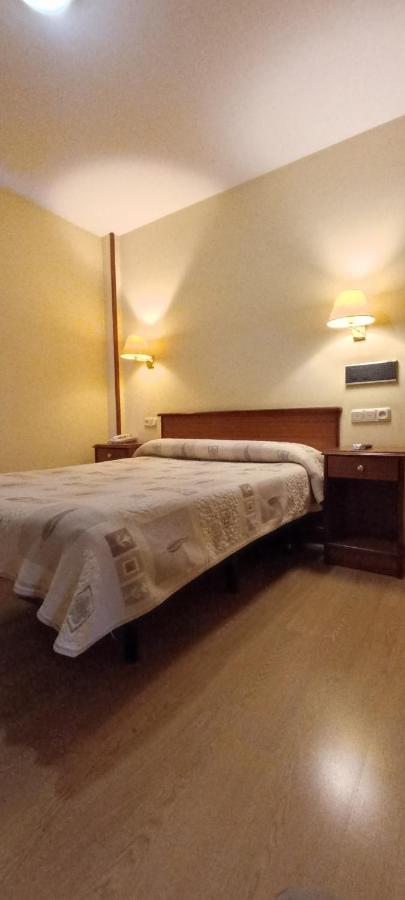 Hotel Capital De Galicia Santiago de Compostela Bagian luar foto