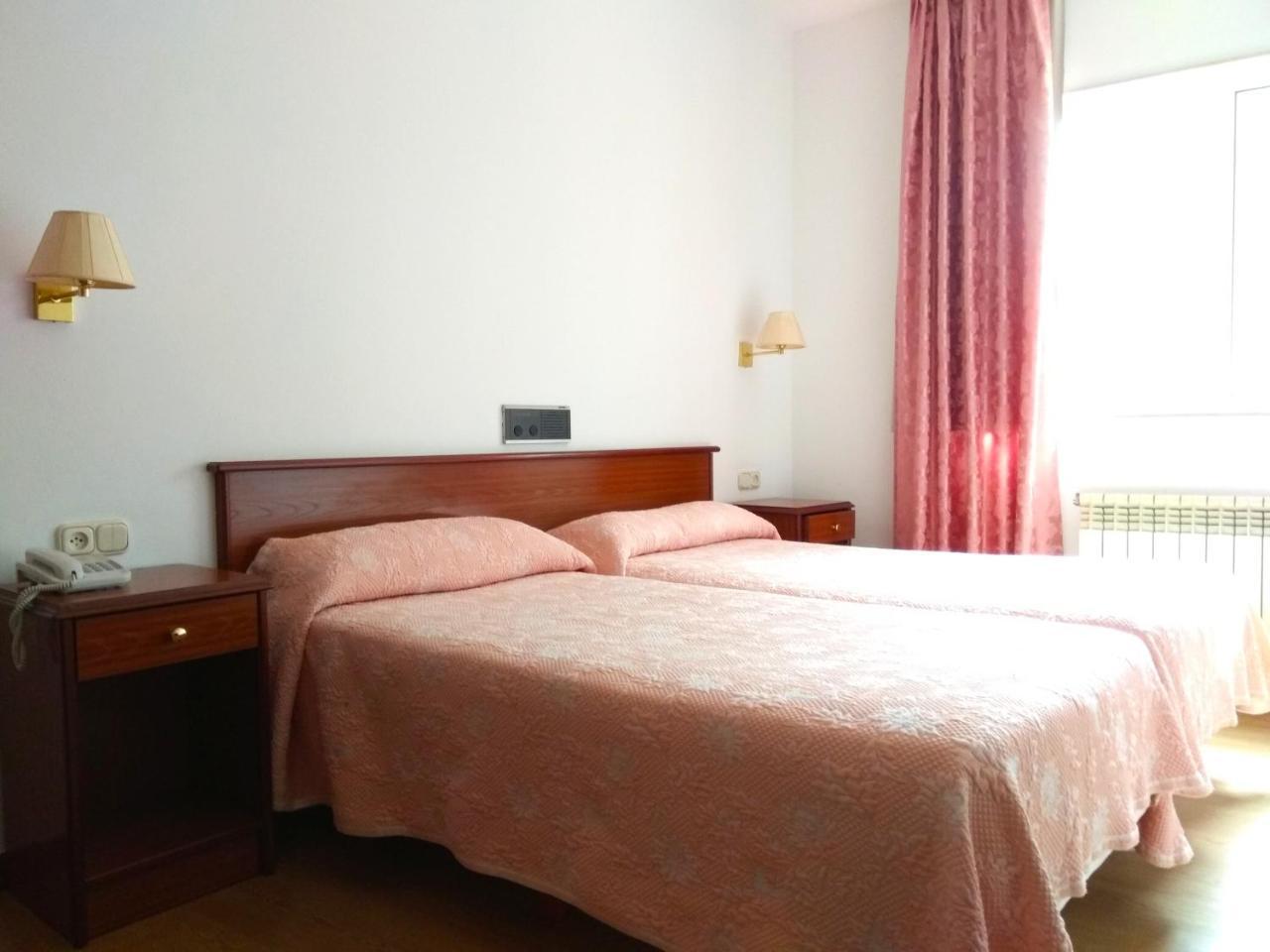 Hotel Capital De Galicia Santiago de Compostela Bagian luar foto